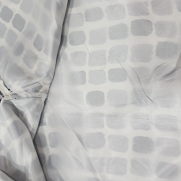 Anthropologie Yoana Baraschi 100% Silk Black and Gray Skirt. 4 - Picture 9 of 10